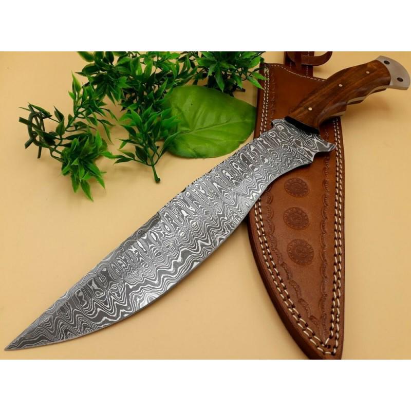 Bowie exclusive pattern damascus steel knife walnut (1 of 5)