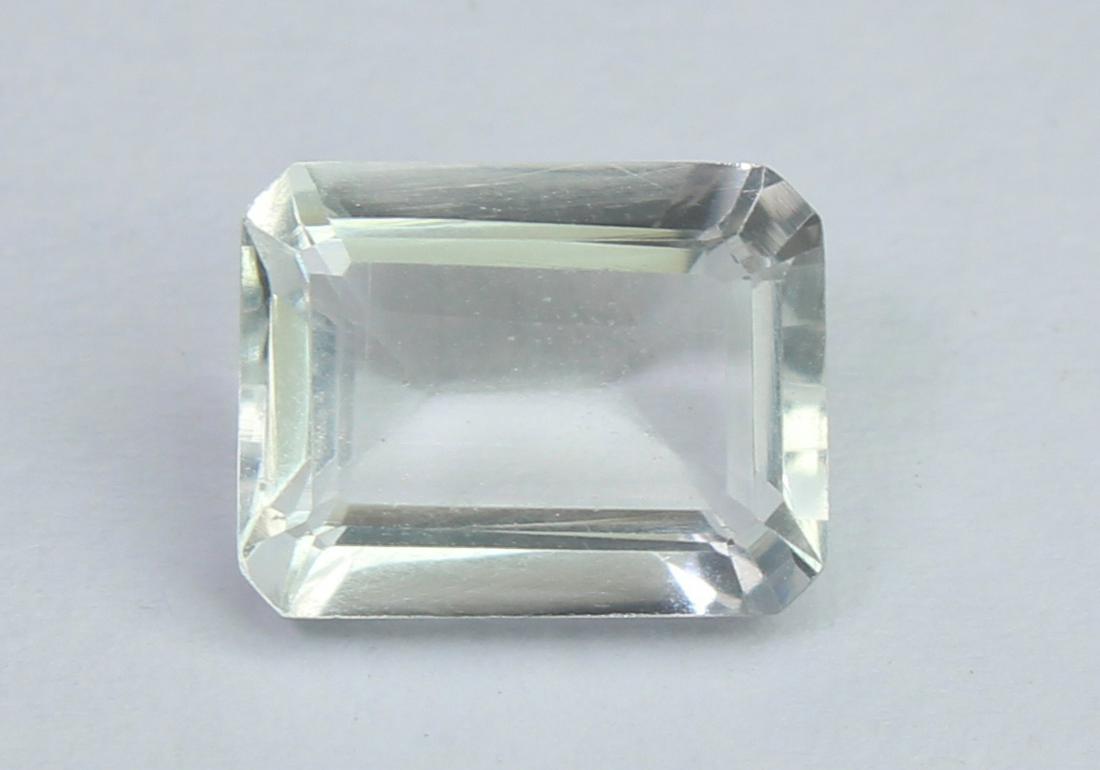 1.35 Ct Natural White beryl: No Reserve! Title: 1.35 Ct Natural White beryl Description: Gemstone : Natural White berylOrigin : BrazilWeight : 1.35 caratsDimensions : 7.9x6.1x3.6 mmShape : Rectangular CutColor : ColorlessTreatmen