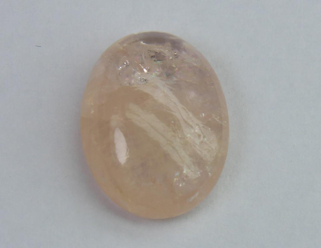 8.32 Ct Natural Morganite: No Reserve! Title: 8.32 Ct Natural Morganite Description: Gemstone: Natural MorganiteOrigin: Africa Weight: 8.32 Carats Measurements: 16x12.2x15.8 mm Shape : Oval Cabochon Colour: Peach Transparency: 