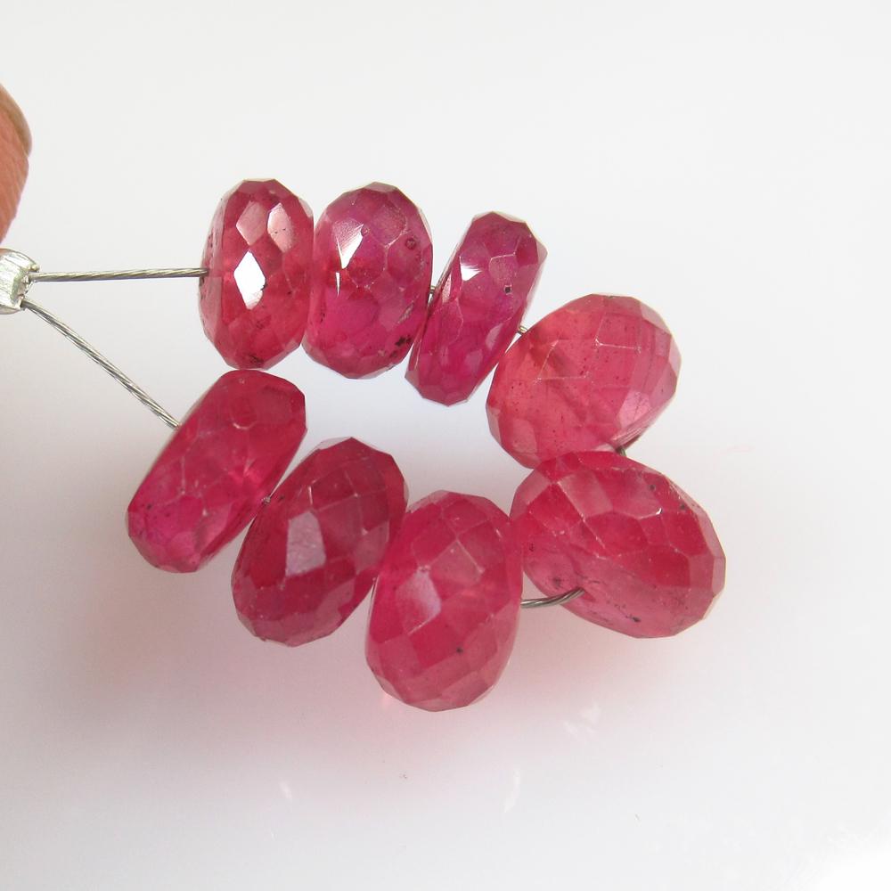 21.13 Ct Natural 8 Mozambique Red Ruby Round Beads (1 of 2)