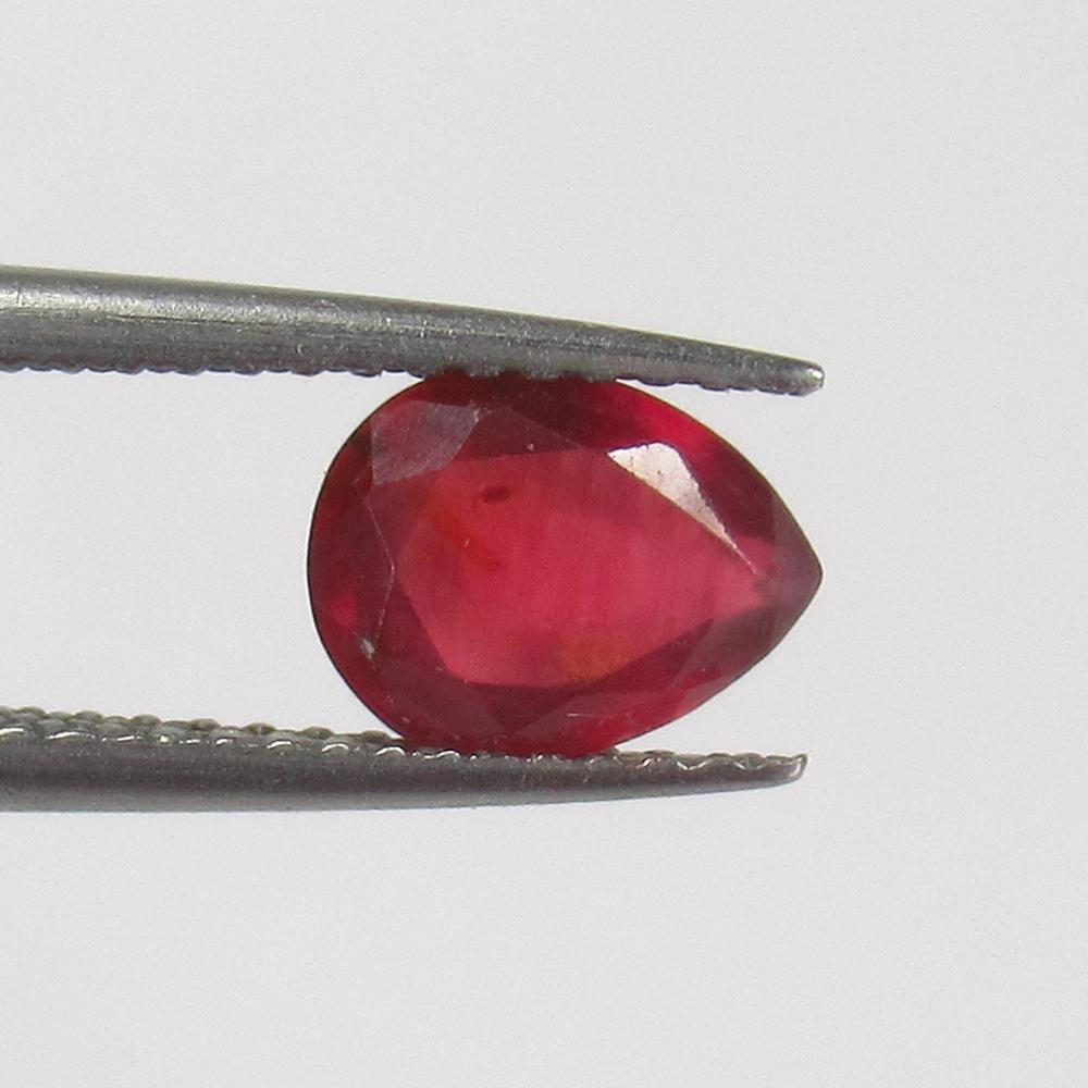 1.29 Ct Natural Mozambique Pinkish Red Ruby Pear Cut (1 of 3)