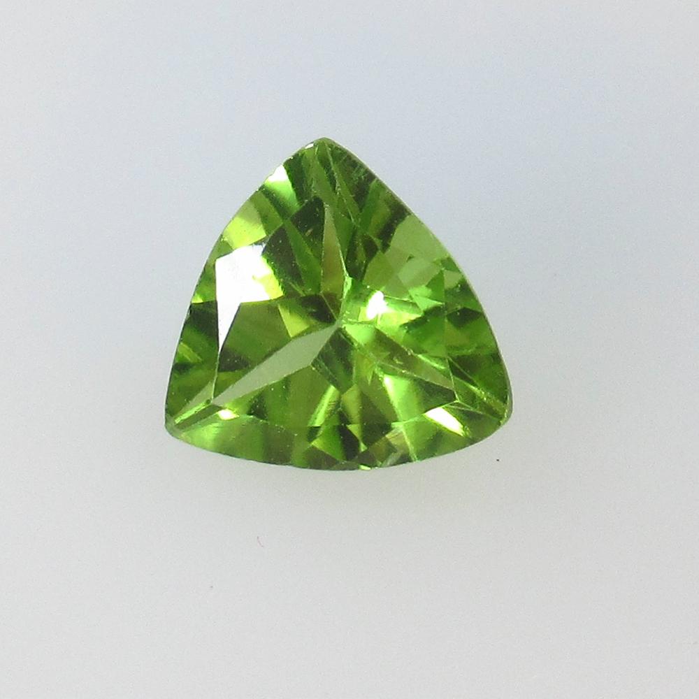 1.14 Ct Natural Pakistan Peridot Trillion Cut: No Reserve! Title: 1.14 Ct Natural Pakistan Peridot Trillion Cut Stone Clarity: VVS Gemstone: NaturalPeridot Carat Weight: 1.14 Size/Dimensions: 7.10 x 7.10 x 4.00 mm Additional Information: Top Class
