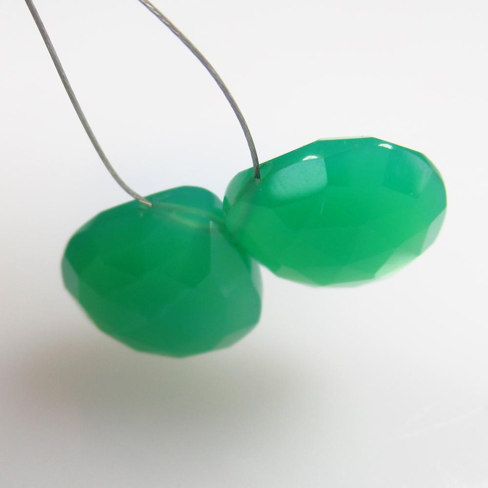 12.60 Ct Natural 2 Drilled Green Chrysophrase Pear: No Reserve! Title: 12.60 Ct Natural 2 Drilled Green Chrysophrase Pear Beads Stone Clarity: Opaque Gemstone: Natural Chrysophrase Beads Carat Weight: 12.60 Size/Dimensions: 12.90 x 12.70 x 7.00 mm / 2