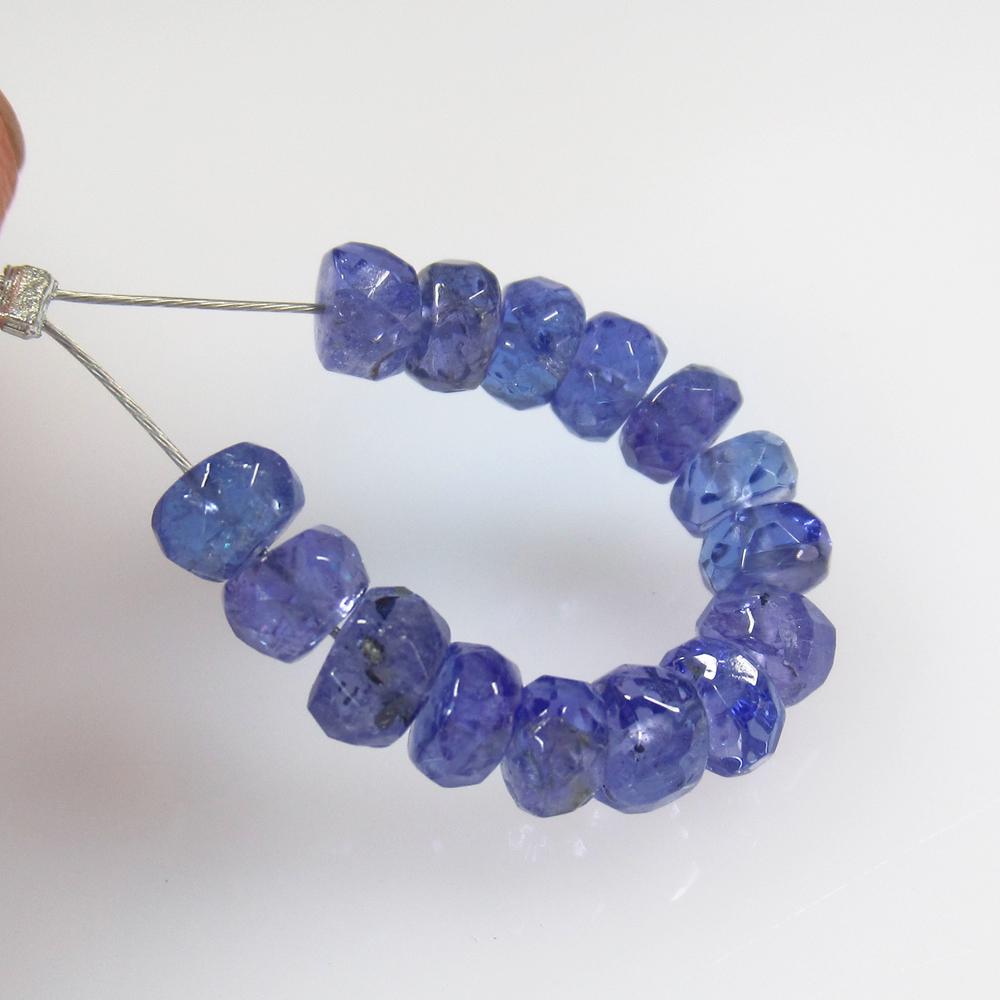 7.89 Ct Natural 15 Drilled Tanzanite Round Beads (1 of 2)