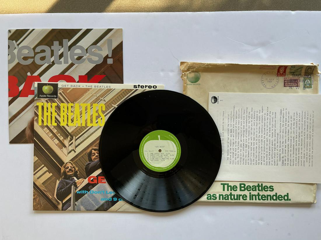 OMG - RARE! GET BACK - THE BEATLES: OWNED BY SID BERNSTEIN ! ! ! OMG - RARE! GET BACK - THE BEATLES. APPLE RECORDS. PCS- 7080. RARE DIRECT SHIPMENT IN ENVELOPE FROM ABBEY ROAD STATION JULY 1969 WITH STAMPS. INCLUDES GET BACK POSTER AND