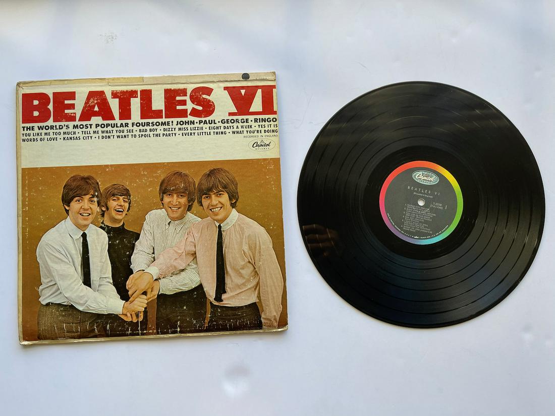 BEATLES VI: BEATLES VI. CAPITOL. MONO. T 2358. BEATLES VI CAPITOL MONO T-2-2358-T8P. The Beatles – Beatles VI Label: Capitol Records – T 2358, Capitol Records – T-2358 Format: Vinyl, LP, Album, Mono, Countr