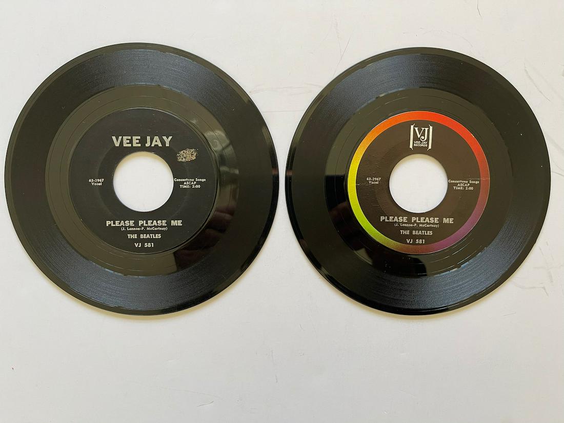 TWO EARLY VEE JAY BEATLES 45s: The Beatles – Please Please Me / From Me To You Label: Vee Jay Records – VJ 581 Format: Vinyl, 7", 45 RPM, Single Country: US Released: 1964. Notes plain block silver letters spelling out VEE JAY 