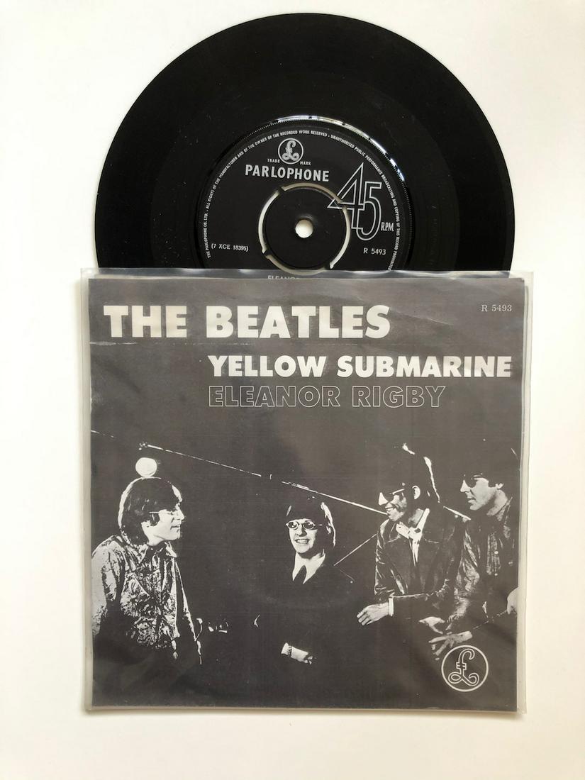 Yellow Submarine PICTURE SLEEVE: The Beatles – Yellow Submarine / Eleanor Rigby - Made in Holland PICTURE SLEEVE Reserve: $9.00 Shipping: Domestic: Flat-rate of $6.00 to anywhere within the contiguous U.S. International: Foreign sh
