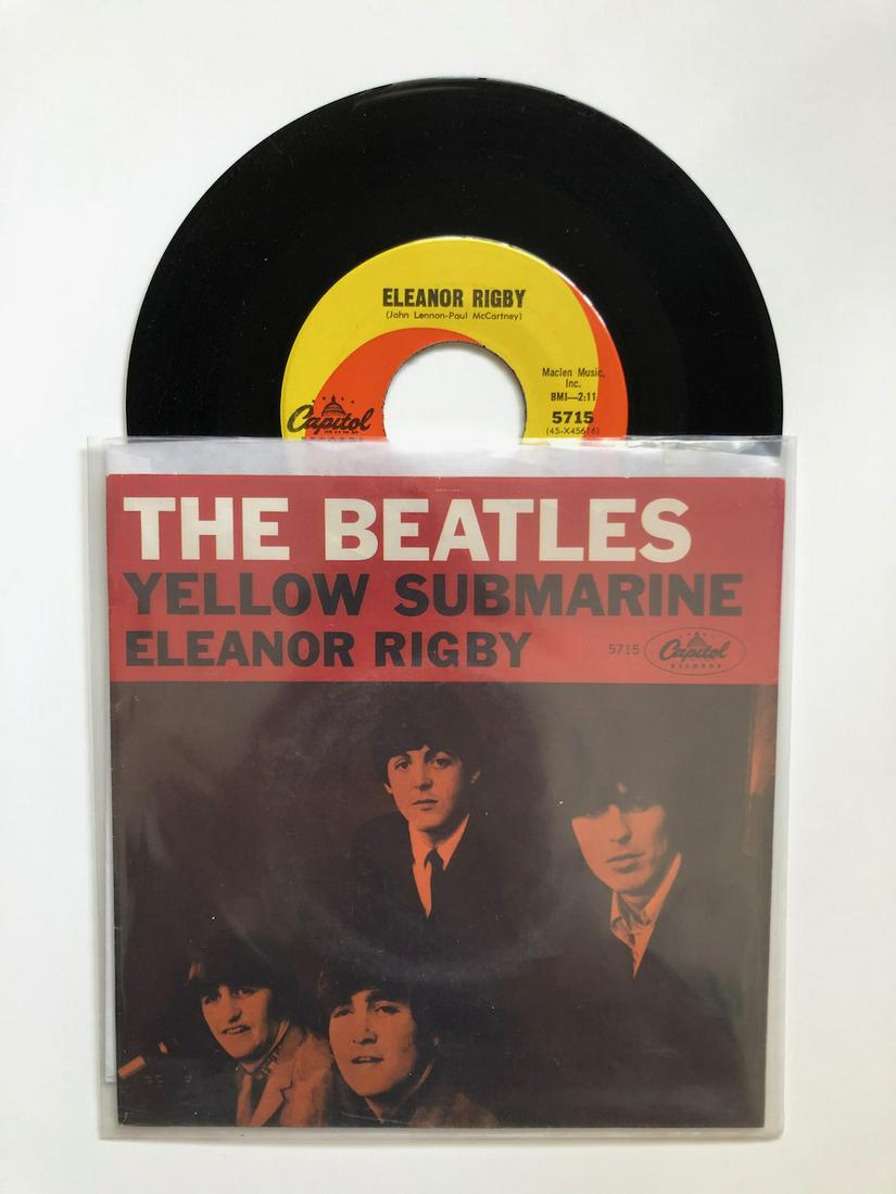 Yellow Submarine PICTURE SLEEVE: The Beatles – Yellow Submarine / Eleanor Rigby PICTURE SLEEVE Reserve: $5.00 Shipping: Domestic: Flat-rate of $6.00 to anywhere within the contiguous U.S. International: Foreign shipping rates are d