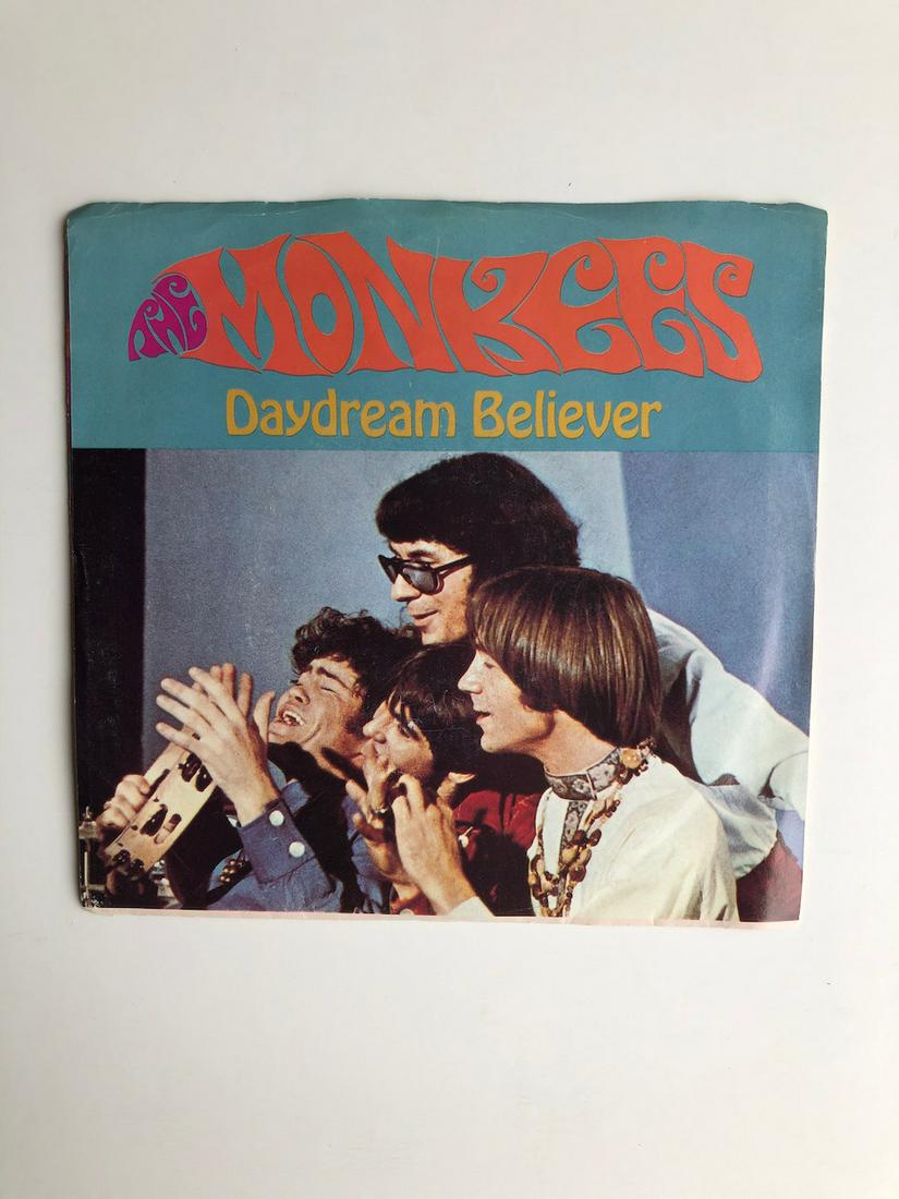 THE MONKEES PICTURE SLEEVE 45RPM RECORD: THE MONKEES PICTURE SLEEVE 45RPM RECORD - The Monkees – Daydream Believer Label: Arista – AS1-9532 Format: Vinyl, 7", 45 RPM, Limited Edition, Reissue, Special Edition, Stereo Country: US Released