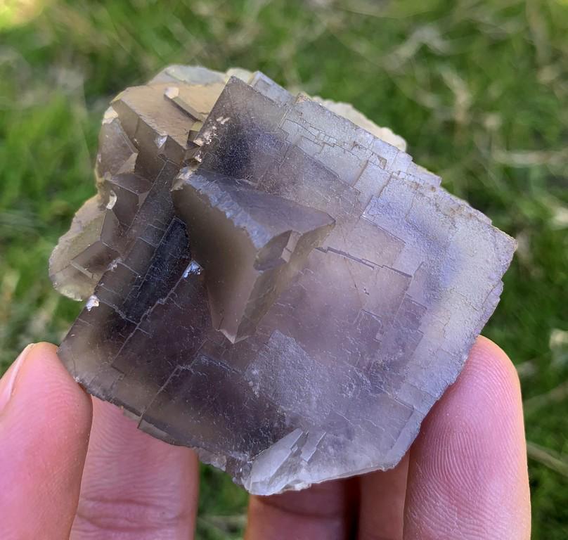 106 Gram Superb Natural Fluorite Specimen: Title: 106 Gram Superb Natural Fluorite Specimen Treatment: Natural Weight: 106 Gram Size/Dimensions: 52x49x25 mm Origin: Pakistan Reserve: $30.00 Shipping: Domestic: Flat-rate of $15.00 to anywhere w