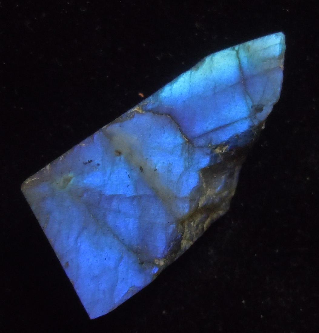 8.33 GRAM IRIDESCENT LABRADORITE: Title: 8.33 GRAM IRIDESCENT LABRADORITE Origin: Ampanihy, Atsimo-Andrefana, Madagascar Size: 3x1.2x0.8 cm / 8.33 gram iridescent, multicolor & translucent labradorite Reserve: $2.00 Shipping: Domestic