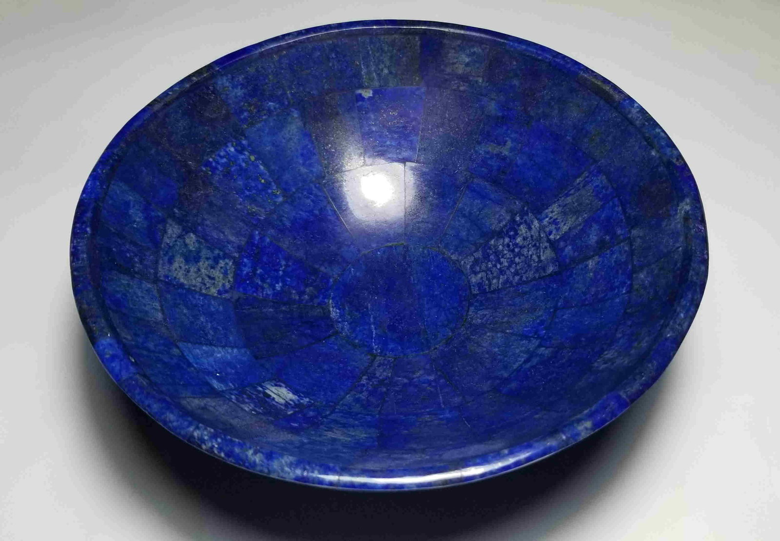 MG317-550 Grams Lapis Lazuli Bowl: Title: MG317-550 Grams Lapis Lazuli Bowl Weight: 550 Grams Size/Dimensions: 157x157x58mm Reserve: $70.00 Shipping: Domestic: Flat-rate of $12.00 to anywhere within the contiguous U.S. International: F