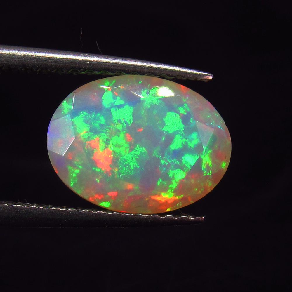IGI Certified 1.88 Ct Natural MultiColor Fire Oval Cut (1 of 4)