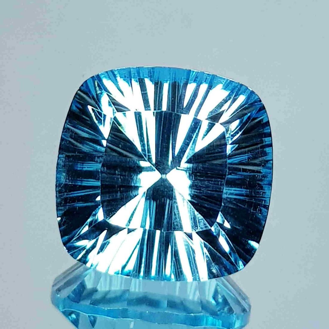 13.94 Ct Exclusive " CONCAVE " Cushion Cut Natural Blue (1 of 5)