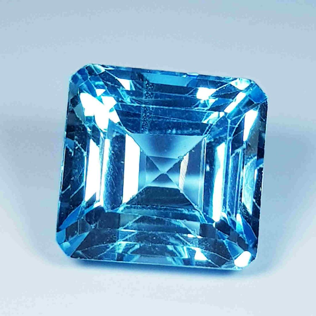 11.00 Ct Natural Square Cut Top Quality Blue Topaz (1 of 6)