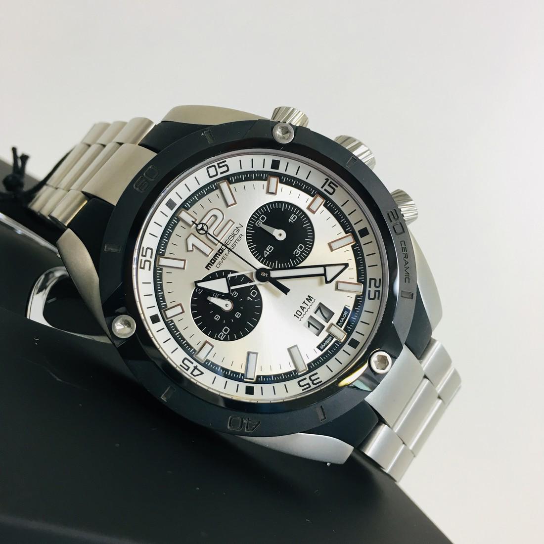 MomoDesign Dive Master Chronograph: Title: MomoDesign Dive Master Chronograph Brand: MomoDesign Size: Case 46 x 14 mm Bracelet Length: Standard 184mm-197mm Movement Type: Quartz (Swiss Made) Box/Papers:Brand New with Box and Manual! Add