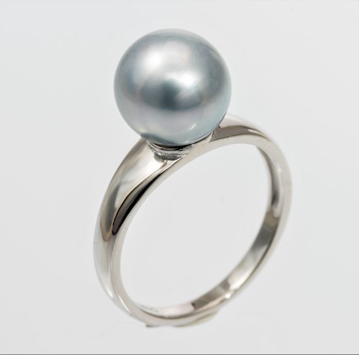 10x11mm Metallic Grey Tahitian Pearl - 925 Silver -: Title: 10x11mm Metallic Grey Tahitian Pearl - 925 Silver - Ring Description: A gorgeous Tahitian pearl ring, notable for the colours of its beautiful Tahitian pearl and the clean lines of its solid si