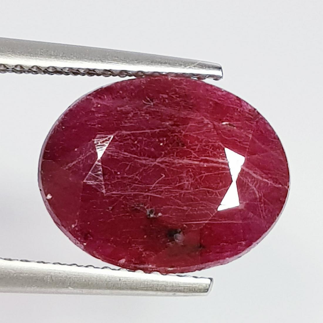 8.46 ct Natural Faceted Ruby (1 of 5)