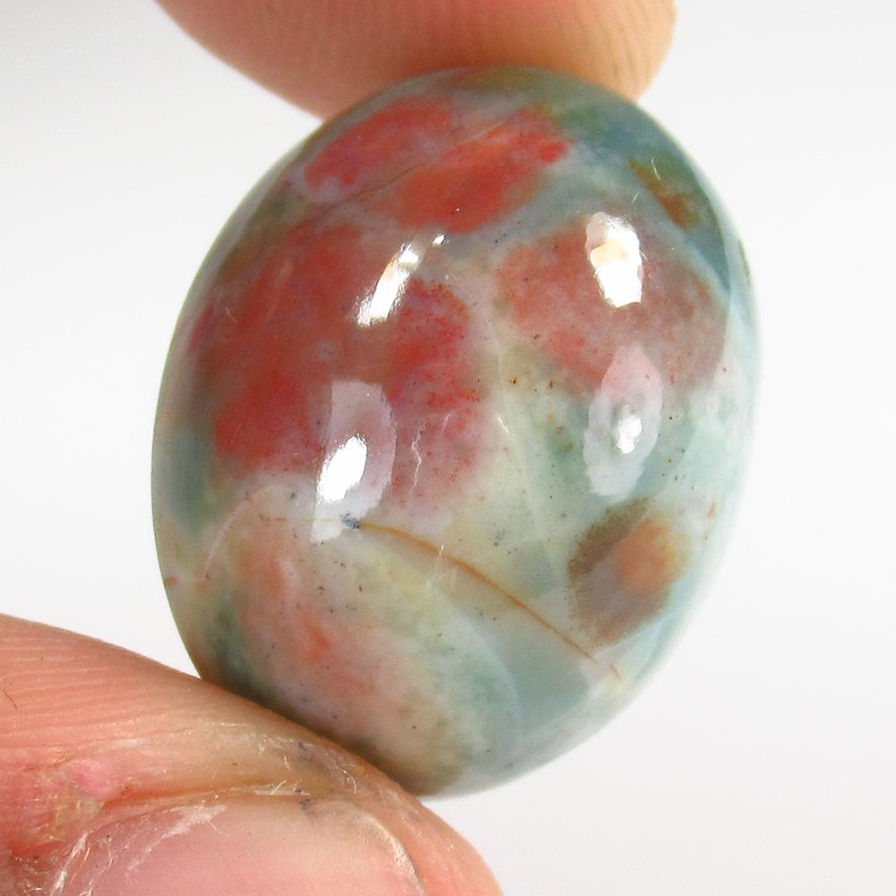 26.41 Ct Natural Jasper Quartz Oval Cab: No Reserve! Title: 26.41 Ct Natural Jasper Quartz Oval Cab Stone Clarity: Opaque Gemstone: Natural Jasper Quartz Carat Weight: 26.41 Size/Dimensions: 20.50 x 16.40 x 11.40 mm Additional Information: T