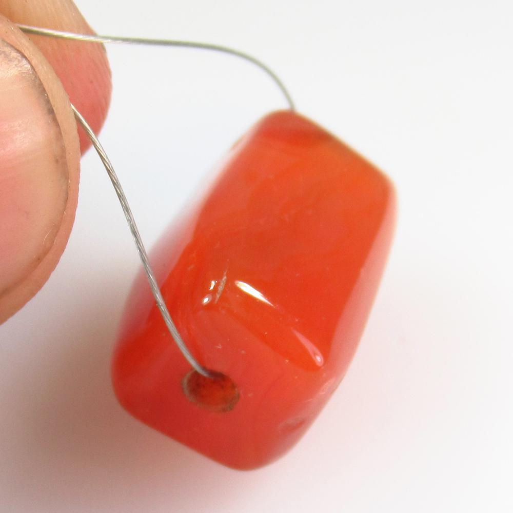 30.36 Ct Natural Orange Carnelian Rectangular Cab: No Reserve! Title: 30.36 Ct Natural Orange Carnelian Rectangular Cab Stone Clarity: Semi-Transparent Gemstone: Natural Carnelian Carat Weight: 30.36 Size/Dimensions: 23.00 x 12.10 x 12.00 mm Additiona