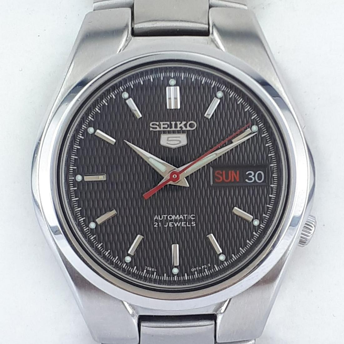 Seiko - Seiko 5 Transparent - Day-Date - Ref:7S26C -: Brand : Seiko Model : Seiko 5 Transparent - Day-Date Ref : 7S26C Gender : Men Movement : Automatic Type : Analogue wristwatch Total Lenght : 22 cm / 8,66 inch (Including Watch Case) Case Size