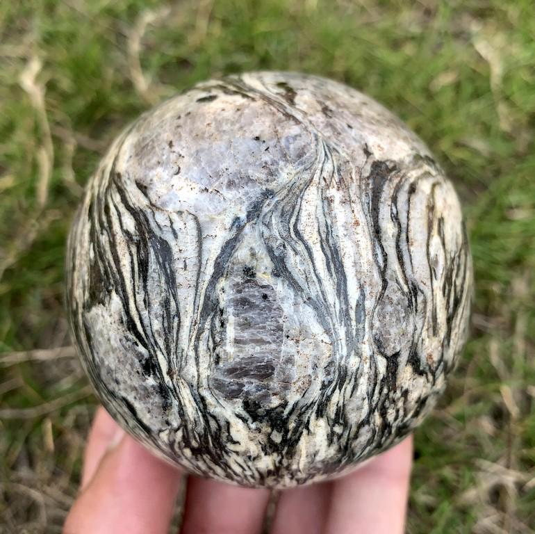 552 Grams Top Quality Zebra Jasper Sphere Healing: Title: 552 Grams Top Quality Zebra Jasper Sphere Healing Mineral Treatment: Natural Weight: 552 Gram Size/Dimensions: 69 mm Origin:Pakistan Reserve: $60.00 Shipping: Domestic: Flat-rate of $15.00 to a