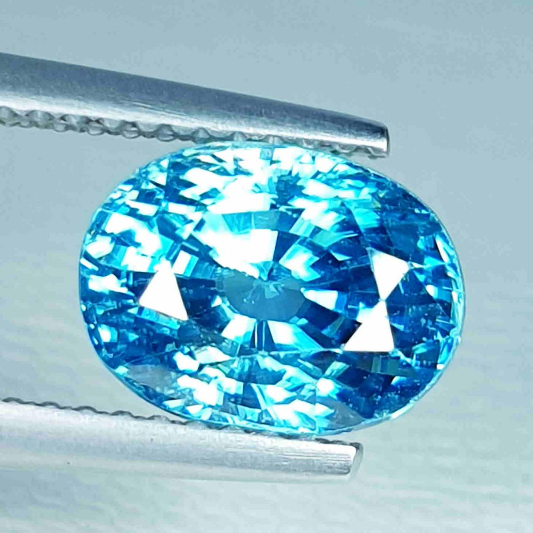 4.77 ct "IGI Certified" Natural Blue Zircon: Title: 4.77 ct "IGI Certified" Natural Blue Zircon Color/Clarity: VVS Gemstones: Blue Zircon Carat Weights: 4.77 Size/Dimensions: 9.24 x 6.97 x 6.96 Size/Dimensions: International Gemological Institut