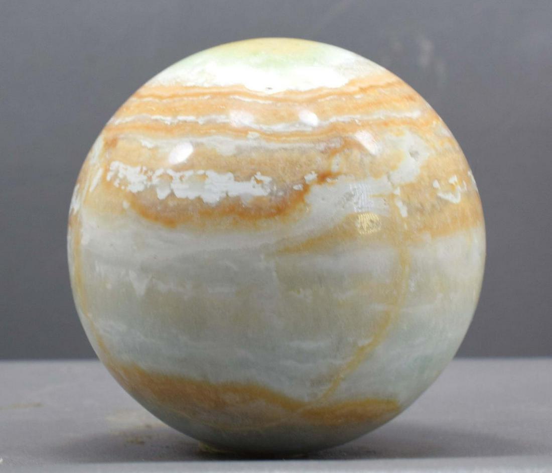 Carribean Calcite Sphere Ball , Blue Calcite Gemstone: Materials: carribean calcite, calcite Description Carribean Calcite Sphere Ball , Blue Calcite Gemstone Crystal Stone - 718 Gram , 79*79*79 mm This listing is for this exact Caribbean calcite aragonit