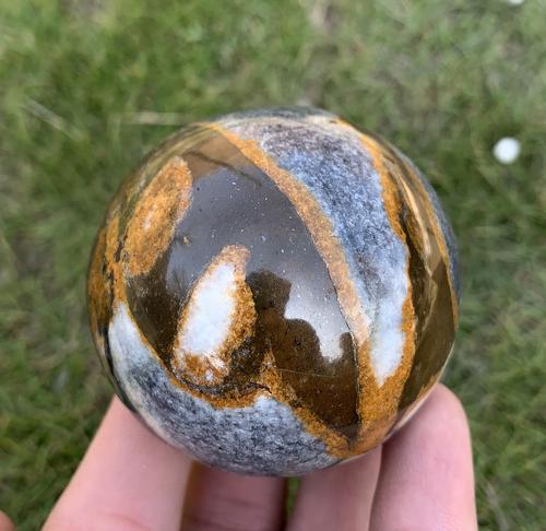 250 Gram Top Quality Natural Jasper Sphere Healing: Title: 250 Gram Top Quality Natural Jasper Sphere Healing Stone Treatment: Natural Weight: 250 Gram Size/Dimensions: 55 mm Origin: Pakistan Reserve: $20.00 Shipping: Domestic: Flat-rate of $15.00 to a