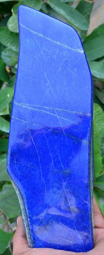 1750 Grams Beautiful Royal Blue Lapis Lazuli Tumble: Title: 1750 Grams Beautiful Royal Blue Lapis Lazuli Tumble Weight: 1750 Grams Origin: Afghanistan Materials: Tumble Size: 276x96x32 MM Additional Information: Treatment: Natural Reserve: $200.00 Shipp