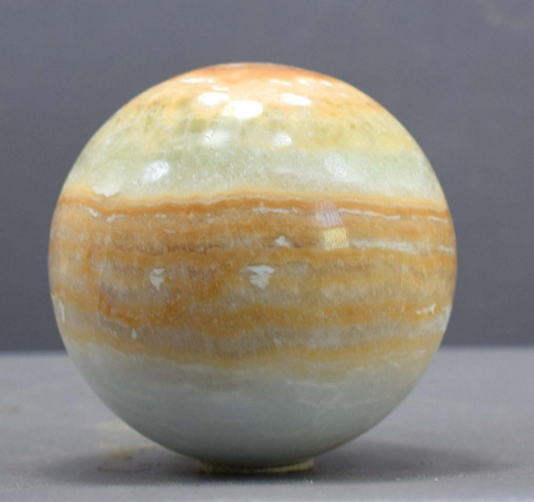 Carribean Calcite Sphere Ball , Blue Calcite Gemstone: Materials: carribean calcite, calcite Description Carribean Calcite Sphere Ball , Blue Calcite Gemstone Crystal Stone - 291 Gram , 58*58*58 mm This listing is for this exact Caribbean calcite aragonit