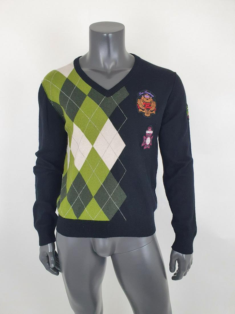 Ice-Iceberg: No Reserve! Title: Ice-Iceberg Date/Period: 2010-2015 Dimension: Length 69cmArmpit to Armpit61cmSleeve 70cm Material: Wool Additional Information: Exclusive ICE-Iceberg woolen sweater for men - size X