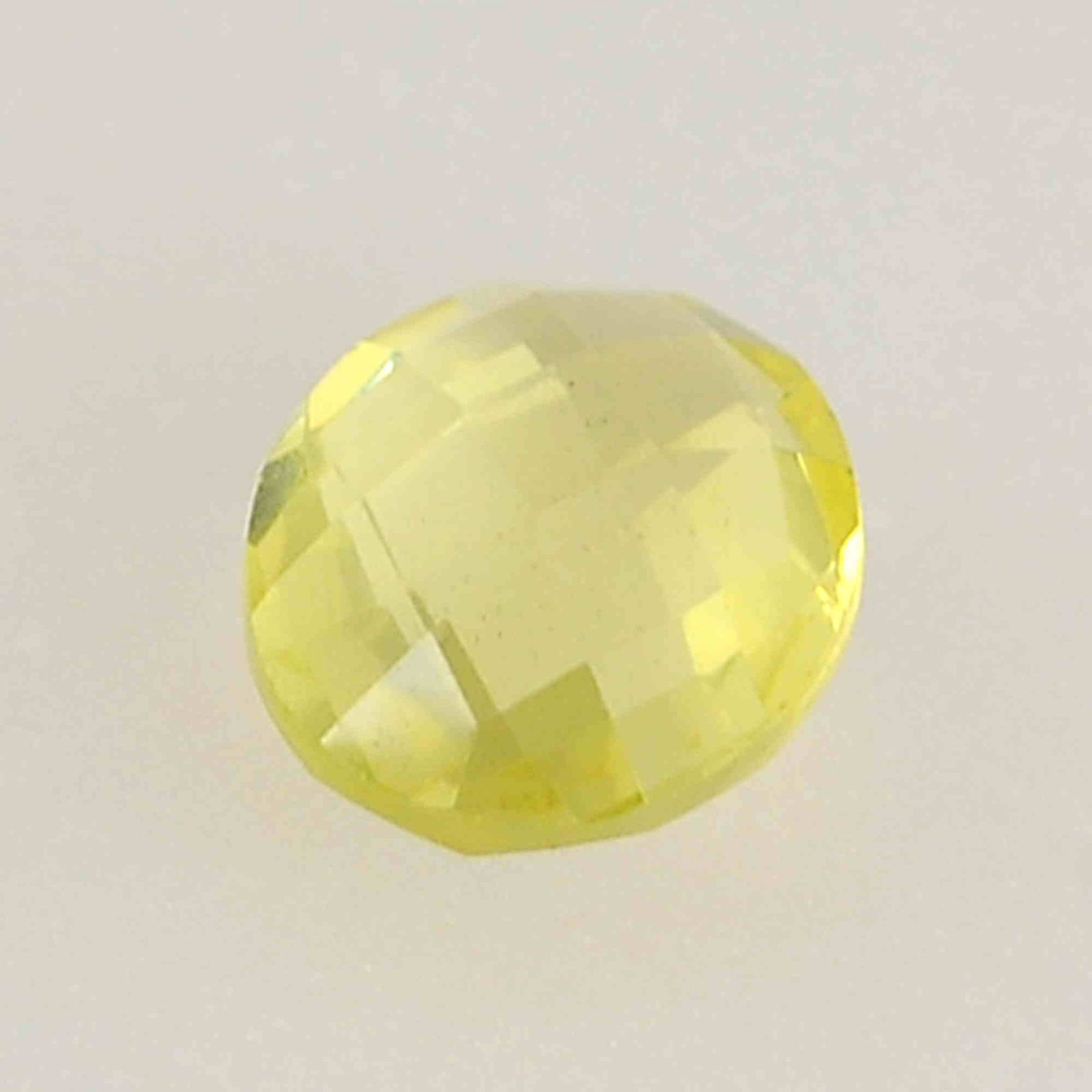 2.5 Carat Yellow Color Natural Oval Lemon Quartz Loose: No Reserve! Title: 2.5 Carat Yellow Color Natural Oval Lemon Quartz Loose Gemstone 1 Pieces Brand: Gems Trading Center Gemstones: Lemon Quartz Carat Weights: 2.5 Size/Dimensions: 5H x 9W x 11L mm Ship
