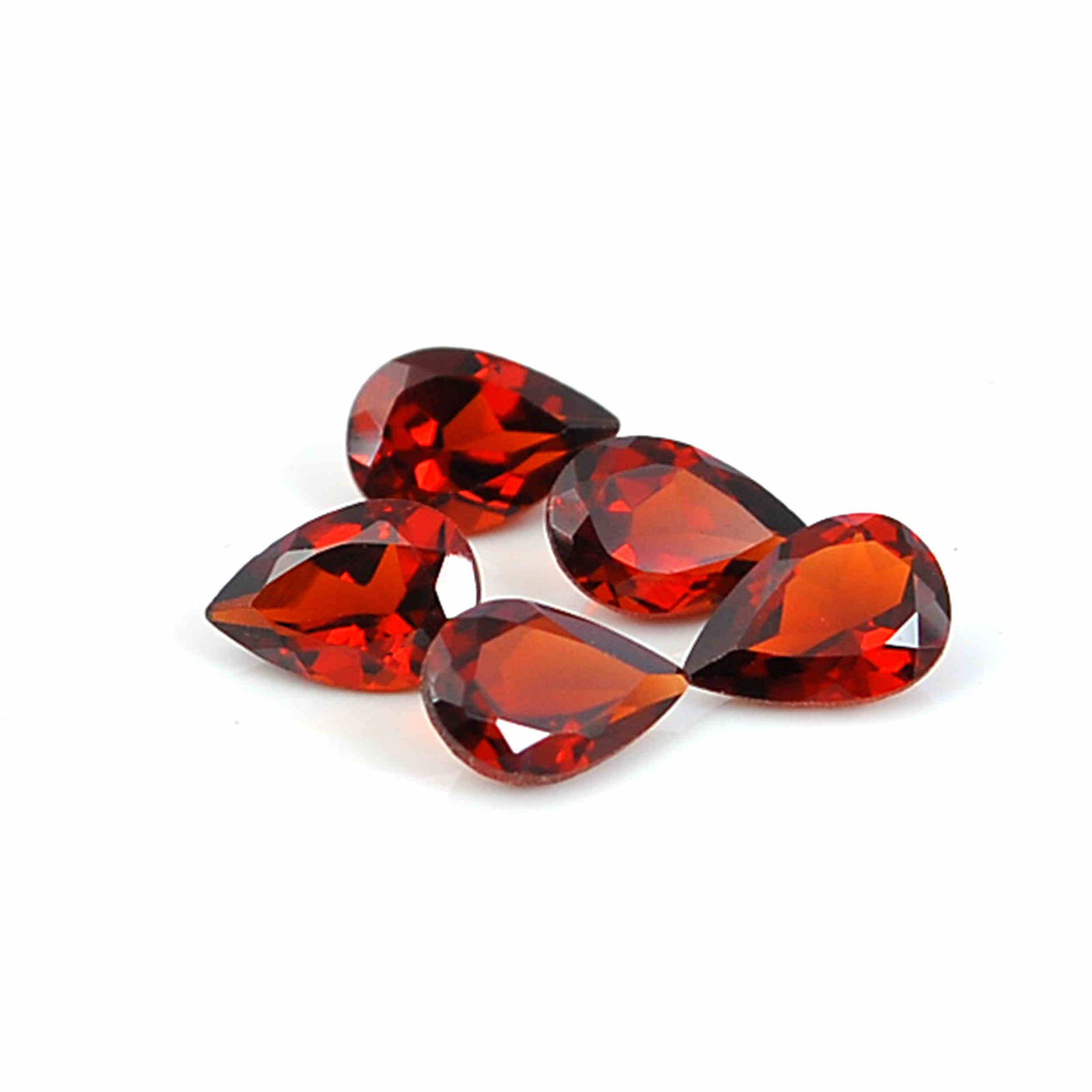 2.69 Carat Red Color Natural Pear Garnet Loose Gemstone: No Reserve! Title: 2.69 Carat Red Color Natural Pear Garnet Loose Gemstone 5 Pieces Brand: Gems Trading Center Gemstones: Garnet Carat Weights: 2.69 Size/Dimensions: 2.5H x 4W x 6L mm Shipping: Domest