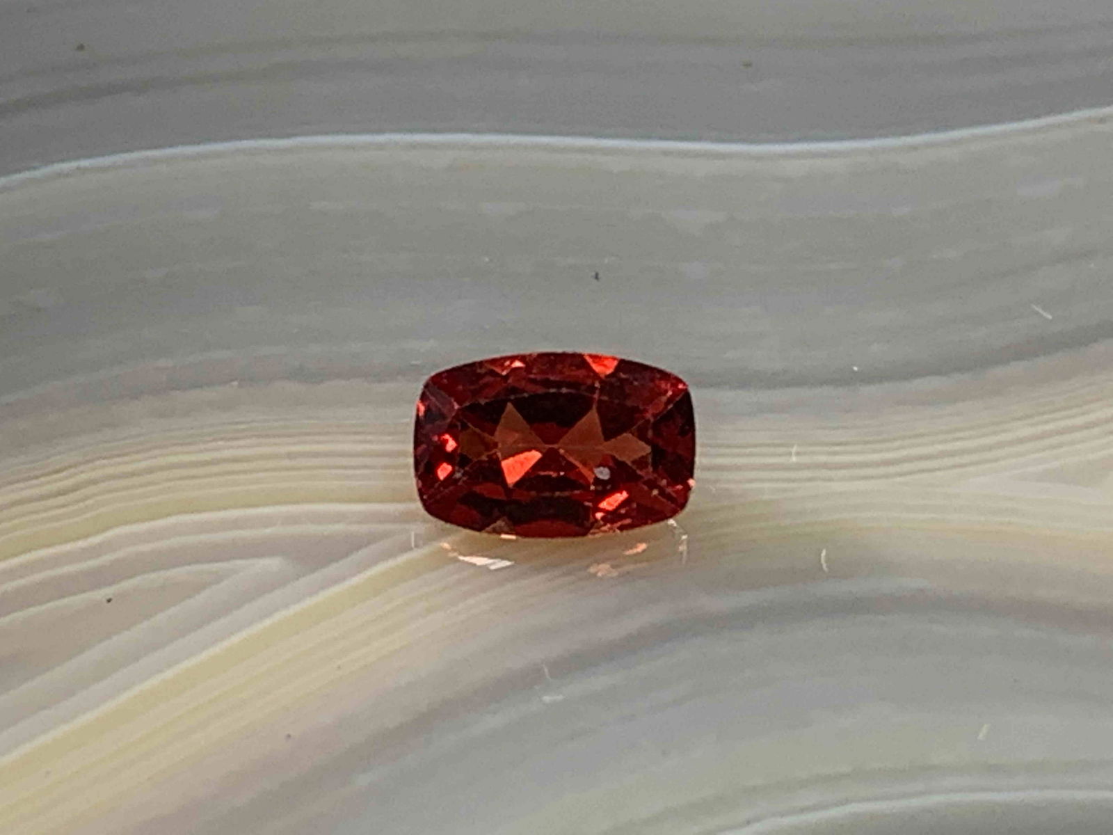 Andesine Labradorite Square .44 Carats Loose Gemstone: No Reserve! Title: Andesine Labradorite Square .44 Carats Loose Gemstone Description: Andesine Labradorite Square .44 Carats Loose Gemstone Dimensions: 5mmx3mm Shipping: Domestic: Flat-rate of $7.00 t