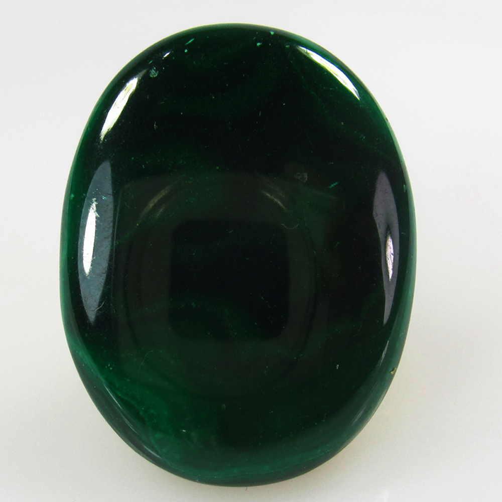 38.97 Cts Natural Malachite: No Reserve! Title: 38.97 Cts Natural Malachite Gemstones: Malachite Carat weights: 38.97 Size/Dimensions: 30.00 x 23.00 x 4.00 mm Description:Gemstone Shipping: Domestic: Flat-rate of $7.00 to anywher