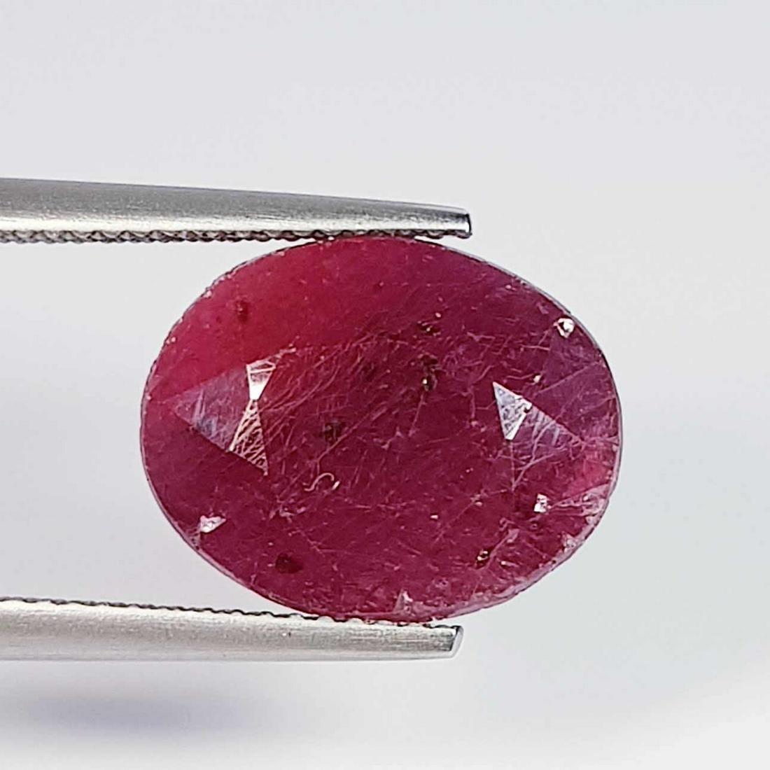 9.87 Ct Natural Ruby Heated Oval Cut (1 of 5)