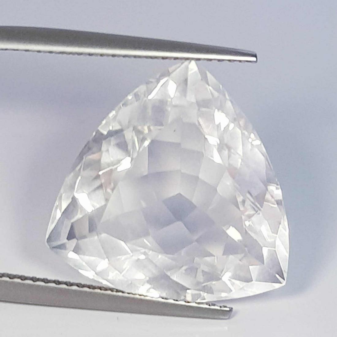 16.60 Ct Natural Rose Quartz Trillion Cut (1 of 5)