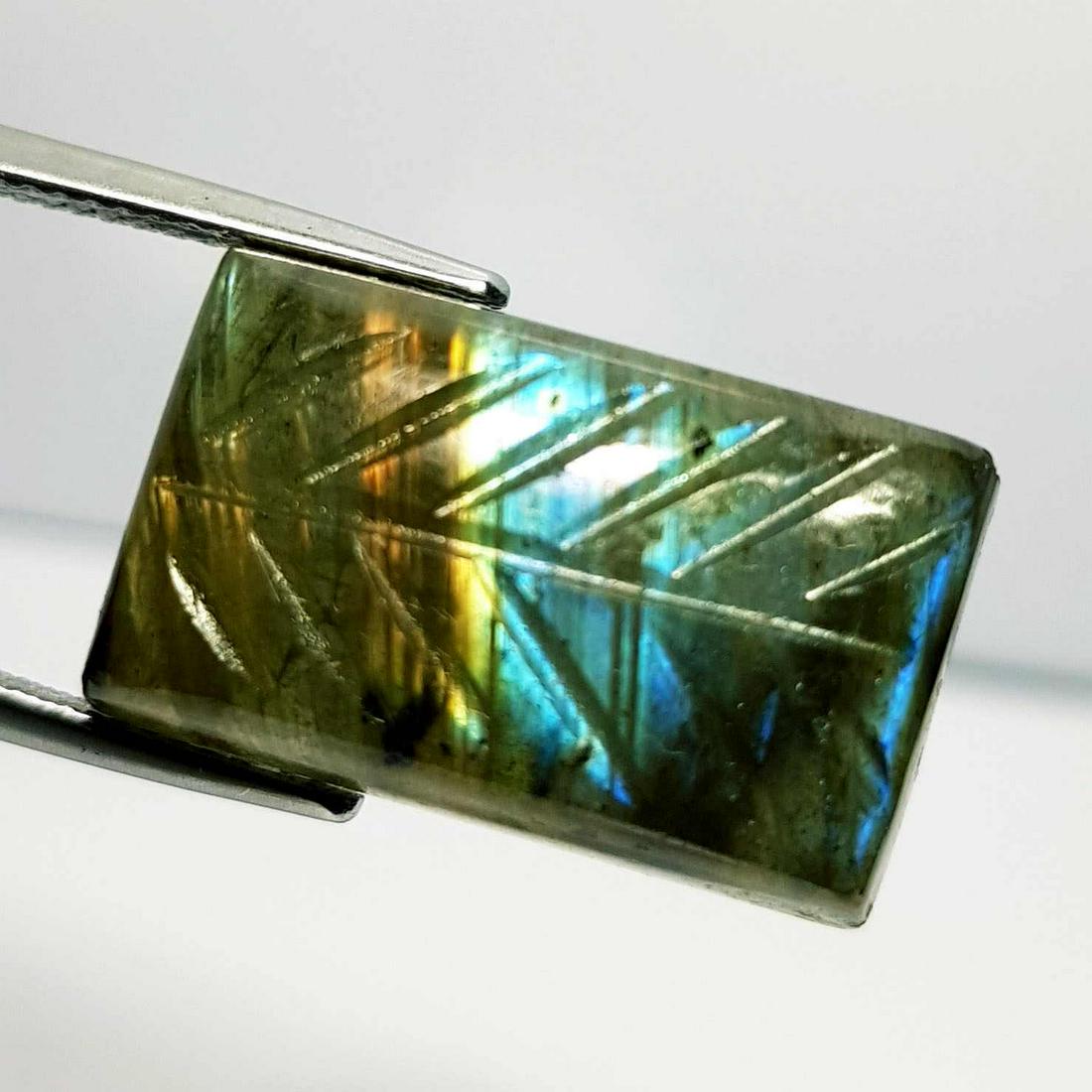 22.06 Ct Natural Labradorite Emerald Cabochon: No Reserve! Title: 22.06 Ct Natural Labradorite Emerald Cabochon Color clarity:Opaque Gemstones: Loosegemstone Carat weights: 22.06 Size/Dimensions: 21.15 x 13.00 x 7.30 Additional Info:Emerald / USA