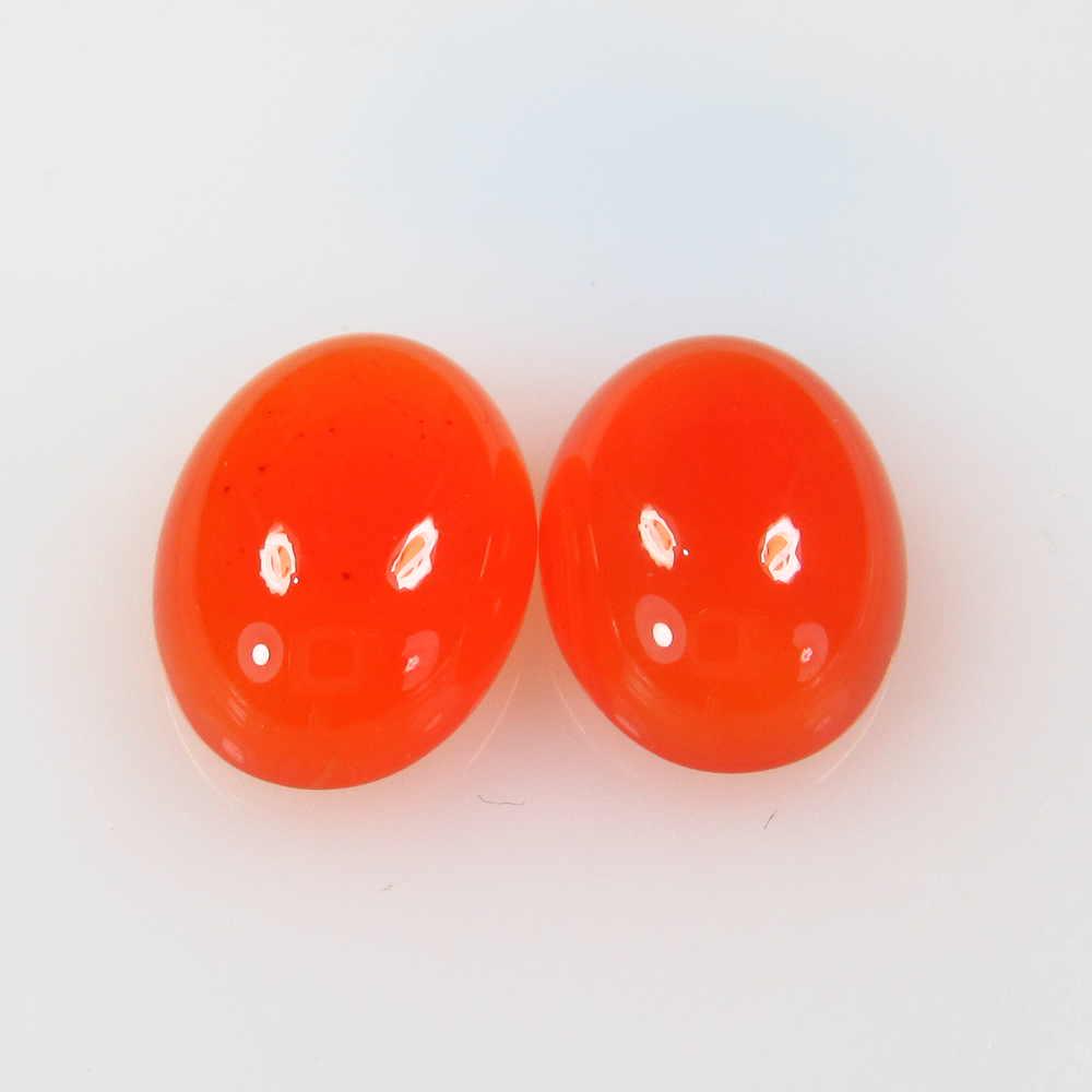 9.93 Ctw Natural Carnelian Oval Pair: No Reserve! Title: 9.93 Ctw Natural Carnelian Oval Pair Stone clarity:Semi-Transparent Gemstones: Carnelian Beads Carat weights: 14.00 x 10.00 x 4.70 mm / 2 Pc's Size/Dimensions: 9.93 Additional Info:
