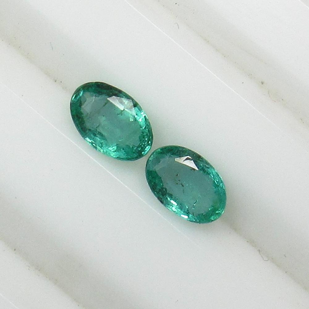 0.82 Ct Natural Zambian Emerald Oval Pair (1 of 2)