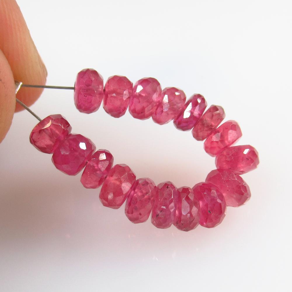 16.18 Ct Natural 17 Red Ruby Round Beads (1 of 2)