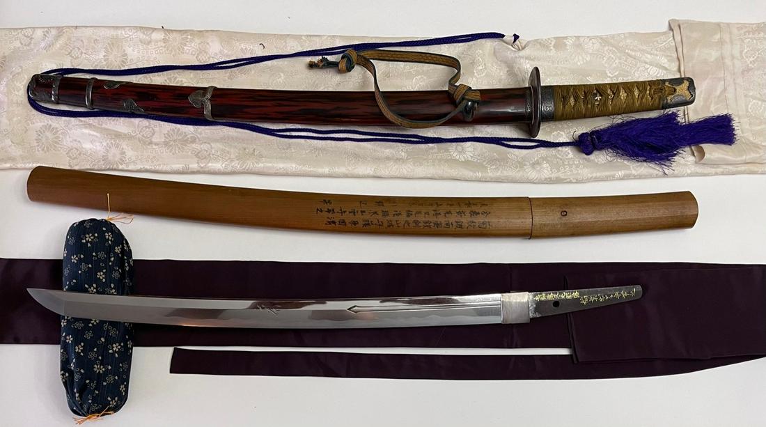 Extreme piece of history Daimyo family wakizashi with 2 (1 of 15)