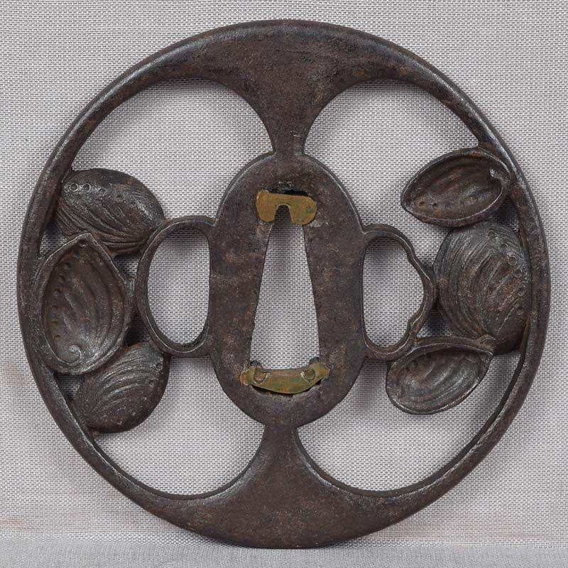 18c Japanese sword TSUBA ABALONE SHELLS (1 of 5)