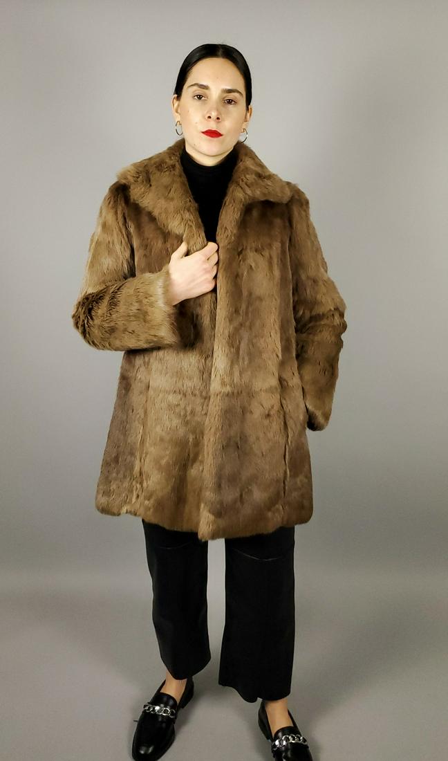 WOMENS BROWN CONNEY FUR COAT: Title: WOMENS BROWN CONNEY FUR COAT Dimension: important details , (measurements are approximate):length from collar: 90cm/35.43in; Shoulders:40cm/15.74in; Arms length:65cm/25.59in; Chest:105cm/41.33i