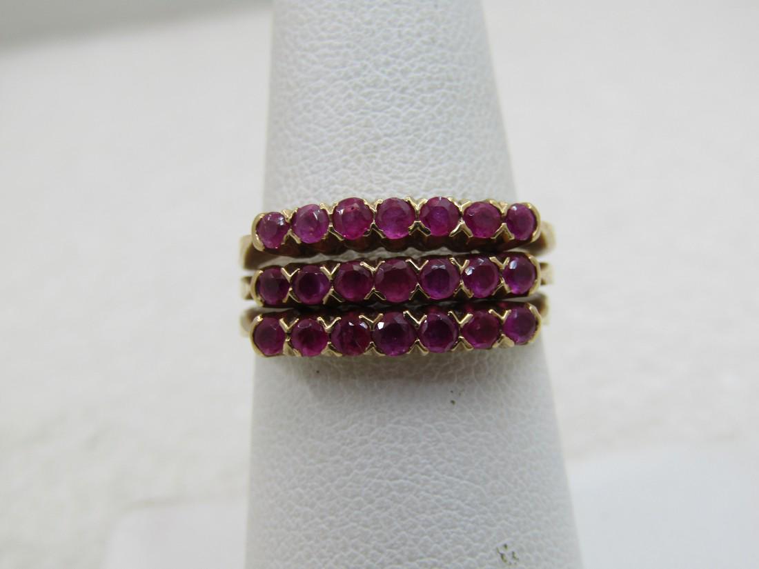 Vintage 14kt gold ruby ring, Sz. 8, 5.20gr. (LEB): Vintage ÿ14kt gold ruby ring, mid-century to 1970s. Sz. 8, ÿ5.20 gr. Triple band, stackable style but they have been connected and fused together - the bands are open at the sides. ÿGreat quality. 