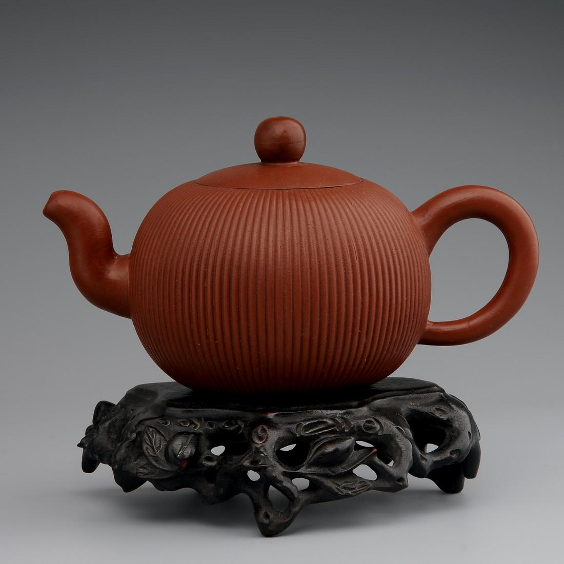 Modern Chinese Purple Clay Teapot (1 of 6)
