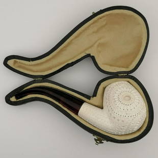 Classic embroidered,Hand carved Meerschaum Pipe: Title:Classic embroidered,Hand carved Meerschaum Pipe Description: Classic embroidered,Hand carved Meerschaum Pipe. Made in Turkey,Eskisehir by Meerschaum Carve Master.First class hand carving workman