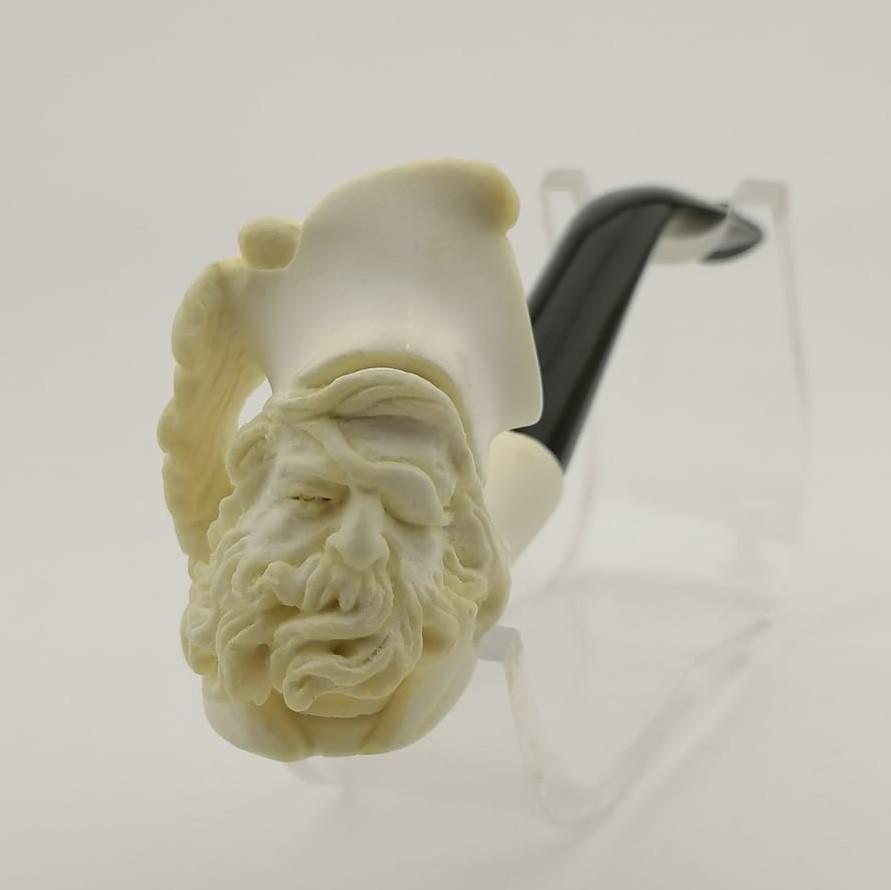 Pirate,Hand carved Meerschaum Cigarette Holder. (1 of 8)